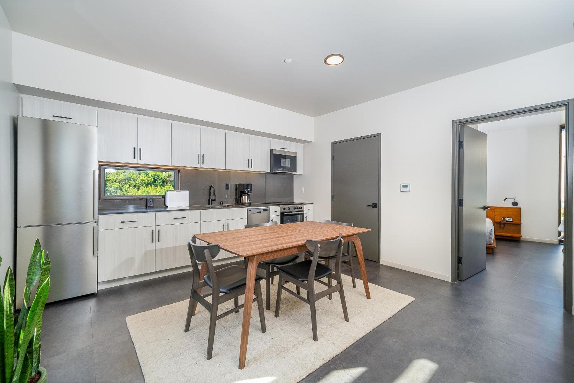 City24 Little Italy Mission Hills 4* San Diego